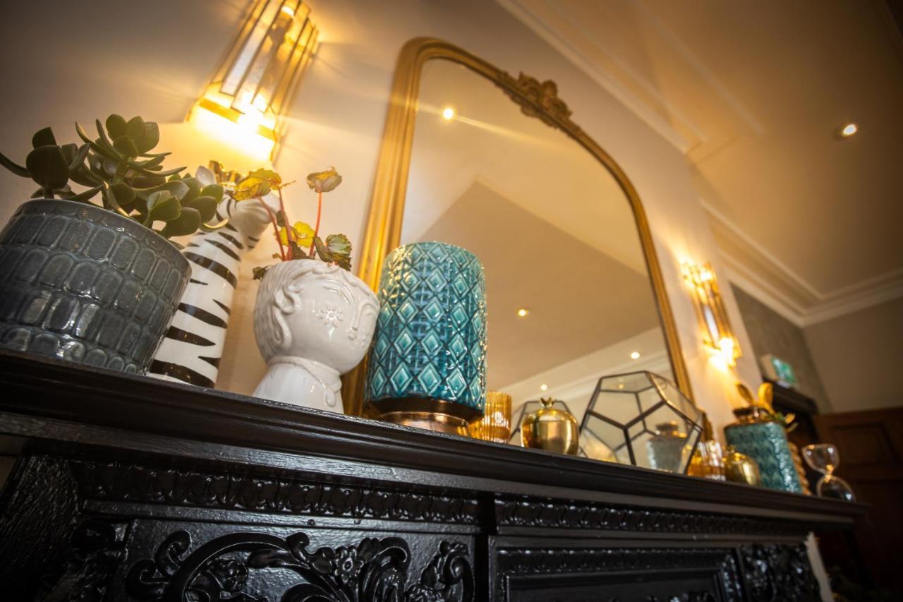 Rowton Hall Hotel And Spa Chester Ngoại thất bức ảnh