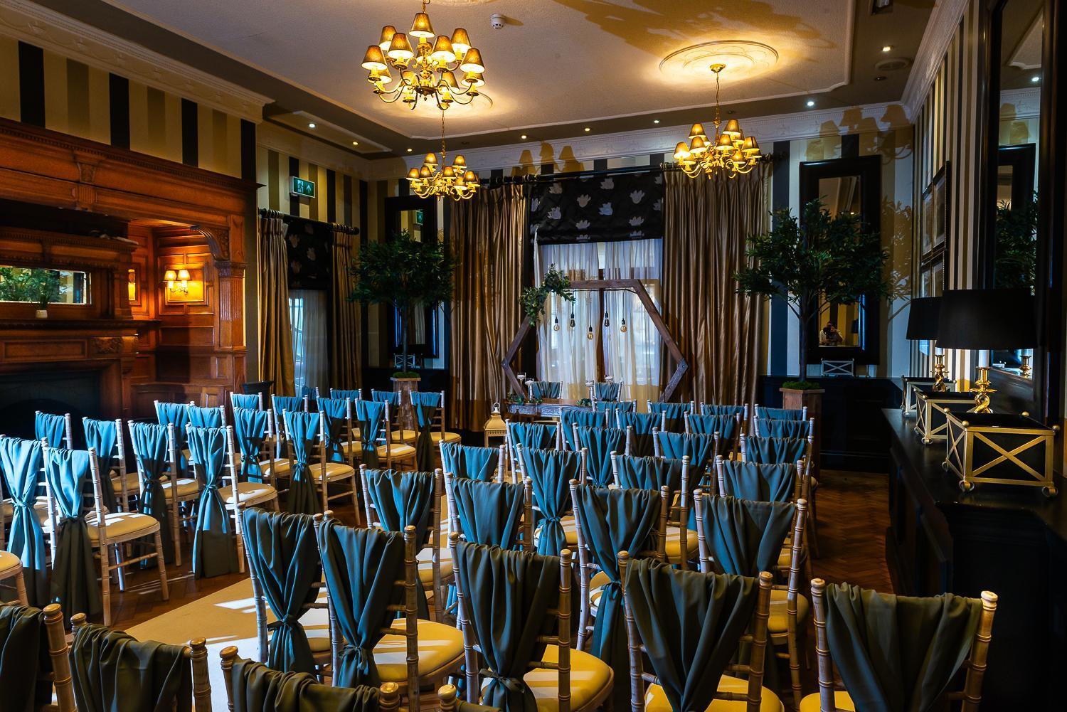 Rowton Hall Hotel And Spa Chester Ngoại thất bức ảnh
